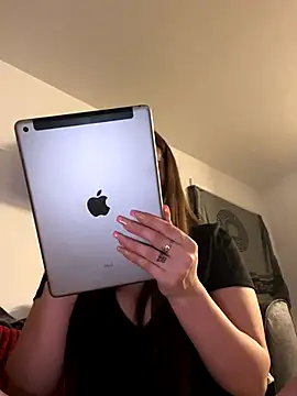 LollyLove  online show from September 28, 6:04 pm