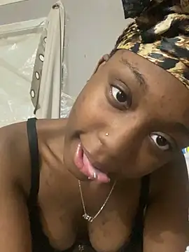 HennessyBaby21 online show from March 23, 5:07 am