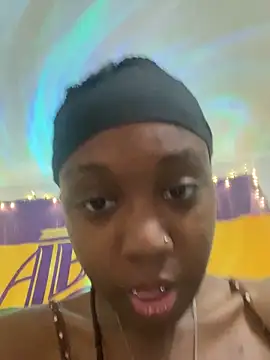 HennessyBaby21 online show from March 15, 8:27 pm