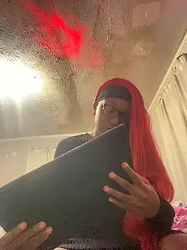 HennessyBaby21 online show from February 15, 5:08 am