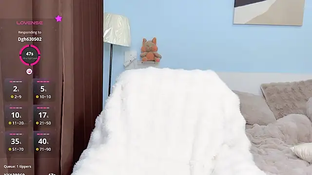 ViViennepp online show from February 10, 2:05 pm