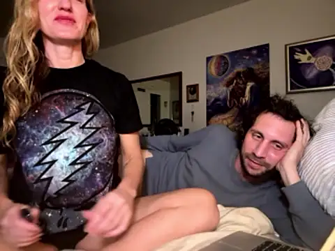 MackdaddyandgG online show from January 12, 12:06 am