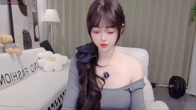 uikyy1 online show from April 5, 1:07 pm