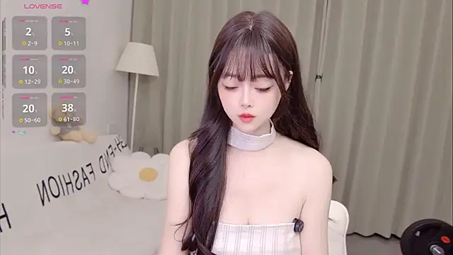 uikyy1 online show from July 18, 11:41 am