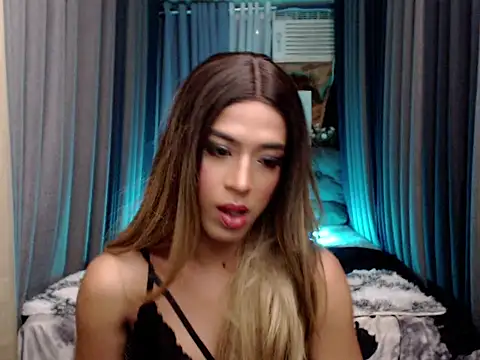 Yourscarlette Slut online show from November 8, 2:15 am