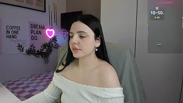 LiaWoow online show from November 14, 7:34 am