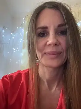 LucieMack online show from November 28, 1:06 am