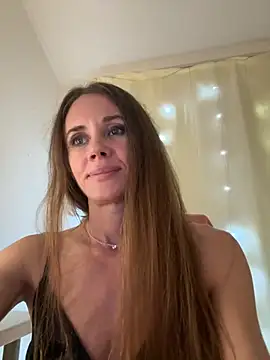 LucieMack online show from September 18, 5:16 pm