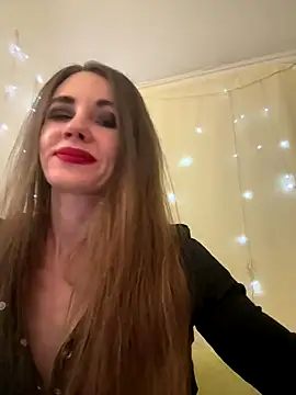 LucieMack online show from December 21, 8:42 pm