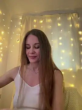 LucieMack online show from February 26, 2:39 pm