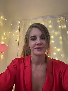 LucieMack online show from February 17, 2:36 pm