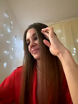 LucieMack online show from November 30, 2:18 pm