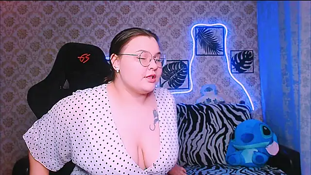 Snapshot of InLoveWithLife26 chatting on November 7, 9:58 am InLoveWithLife26 online show from November 7, 9:58 am