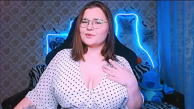 Snapshot of InLoveWithLife26 chatting on October 26, 6:08 pm InLoveWithLife26 online show from October 26, 6:08 pm