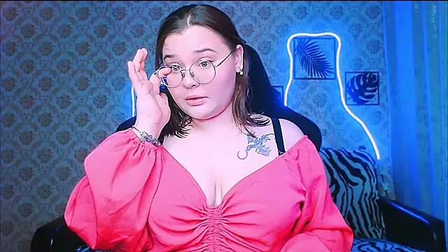 Snapshot of InLoveWithLife26 chatting on November 20, 7:47 pm InLoveWithLife26 online show from November 20, 7:47 pm