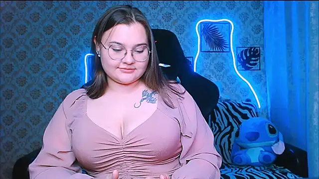 Snapshot of InLoveWithLife26 chatting on November 6, 7:29 pm InLoveWithLife26 online show from November 6, 7:29 pm