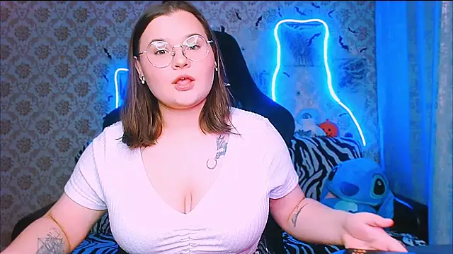 Snapshot of InLoveWithLife26 chatting on October 30, 7:22 pm InLoveWithLife26 online show from October 30, 7:22 pm