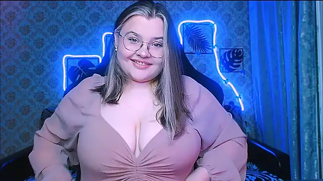 InLoveWithLife26 online show from March 27, 7:26 pm