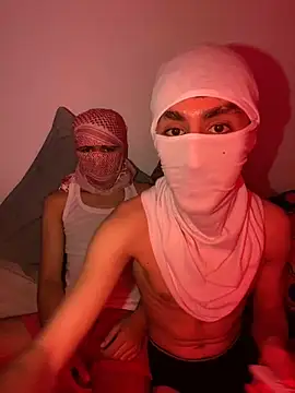 HitShelf online show from April 3, 9:43 pm