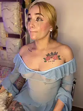 Sara Sophia420 online show from May 15, 8:45 am