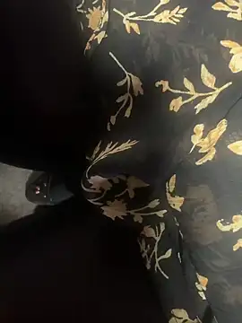 HiddenHoneyLDN online show from November 3, 11:36 am