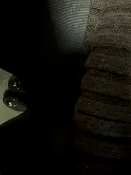 HiddenHoneyLDN online show from November 28, 10:15 am