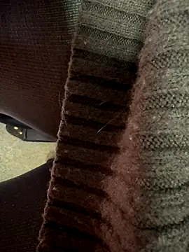 HiddenHoneyLDN online show from December 2, 10:28 am