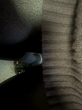 HiddenHoneyLDN online show from September 23, 10:33 am