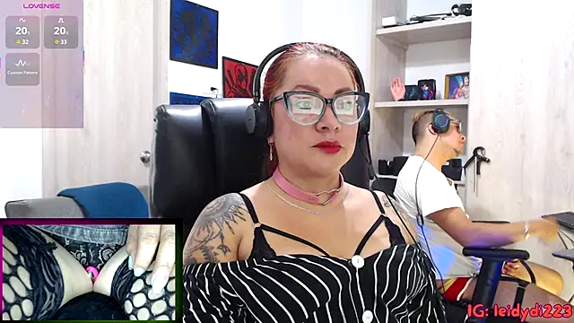 leidydi223 online show from October 19, 1:47 pm