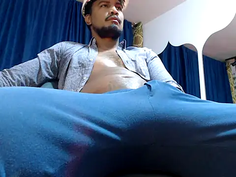 ElCaballeroNegro24 online show from December 18, 11:41 pm