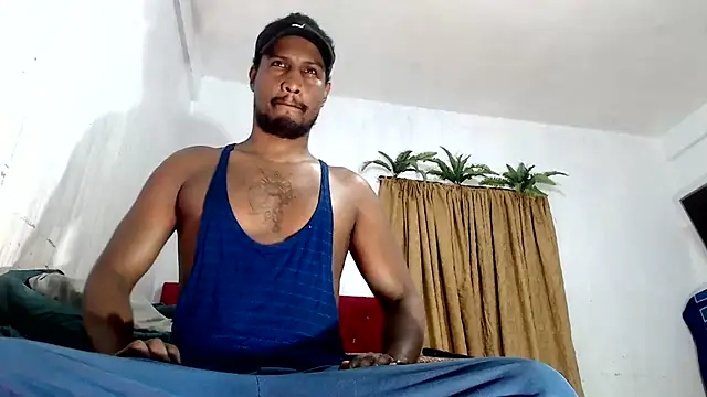 Snapshot of ElCaballeroNegro24 chatting on July 18, 12:19 am ElCaballeroNegro24 online show from July 18, 12:19 am