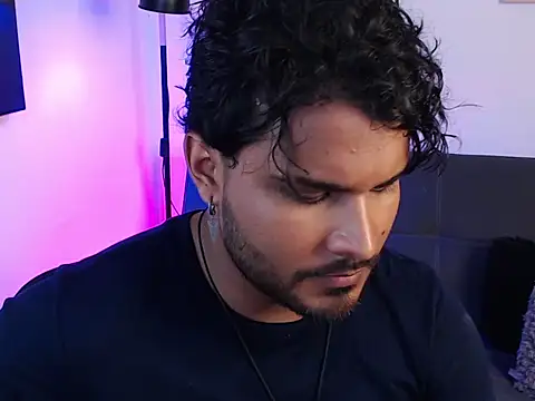 Snapshot of GoldDante chatting on September 12, 1:50 am GoldDante online show from September 12, 1:50 am
