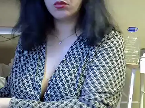 ITALIANASISIXX online show from December 23, 8:13 am