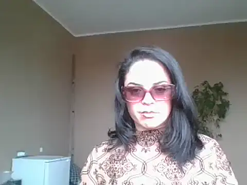ITALIANASISIXX online show from March 11, 12:43 pm