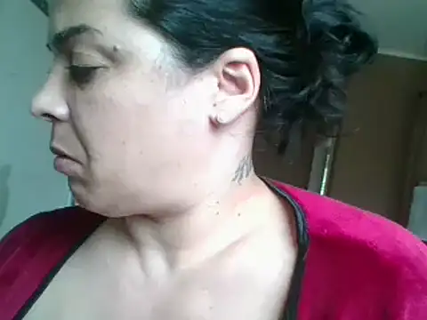 ITALIANASISIXX online show from May 5, 1:14 pm