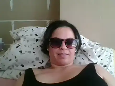 ITALIANASISIXX online show from April 30, 2:13 pm