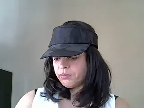 ITALIANASISIXX online show from October 25, 1:01 pm