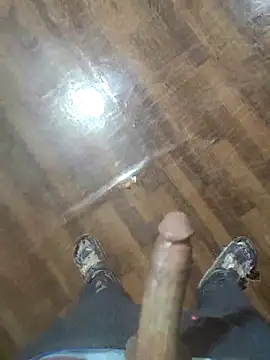 rayane7xx online show from December 1, 6:20 pm