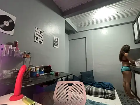 PinayLina18 online show from March 30, 3:30 am