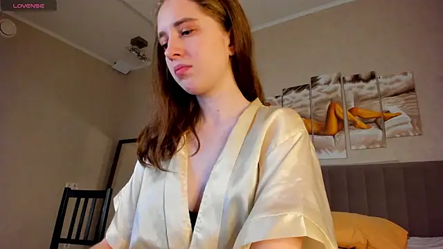 Camilla Kelly online show from March 20, 1:39 am