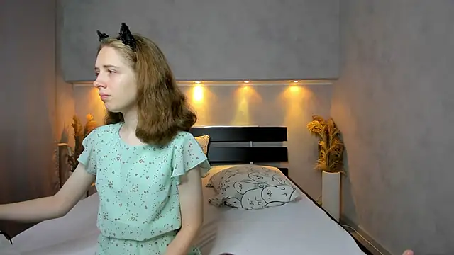 Snapshot of Camilla_Kelly chatting on September 26, 12:17 am Camilla Kelly online show from September 26, 12:17 am