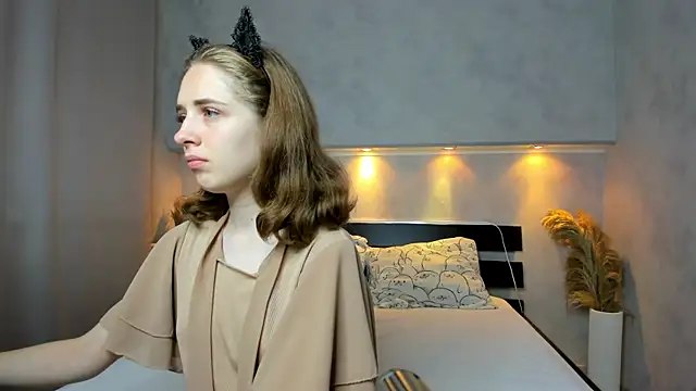 Snapshot of Camilla_Kelly chatting on September 10, 12:09 am Camilla Kelly online show from September 10, 12:09 am