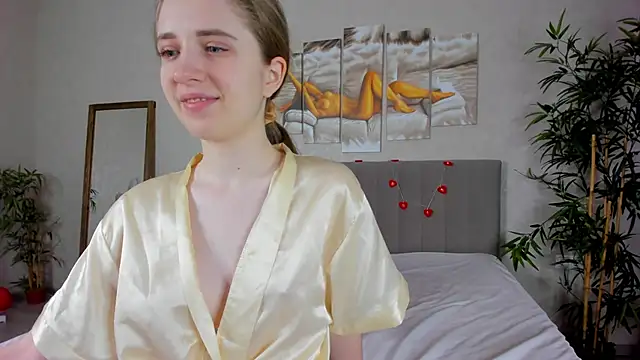 Camilla Kelly online show from February 20, 1:13 am