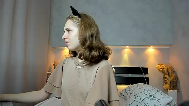Snapshot of Camilla_Kelly chatting on September 18, 12:13 am Camilla Kelly online show from September 18, 12:13 am