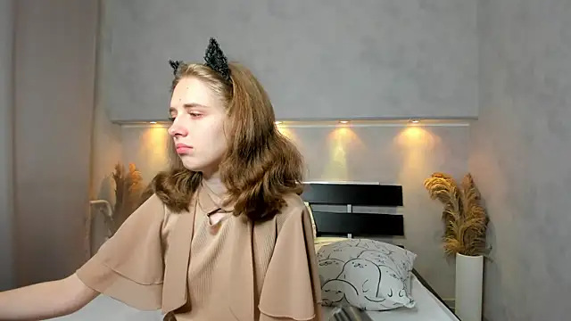 Snapshot of Camilla_Kelly chatting on September 15, 12:22 am Camilla Kelly online show from September 15, 12:22 am