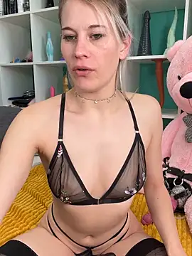 TheRealJessyLey online show from May 2, 7:57 am