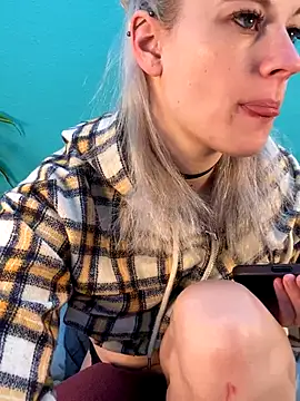 TheRealJessyLey online show from January 7, 7:02 am