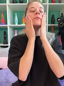 TheRealJessyLey online show from March 19, 8:25 am