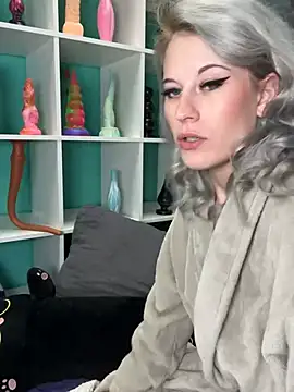 TheRealJessyLey online show from February 10, 7:40 am