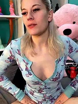 TheRealJessyLey online show from January 14, 7:50 pm